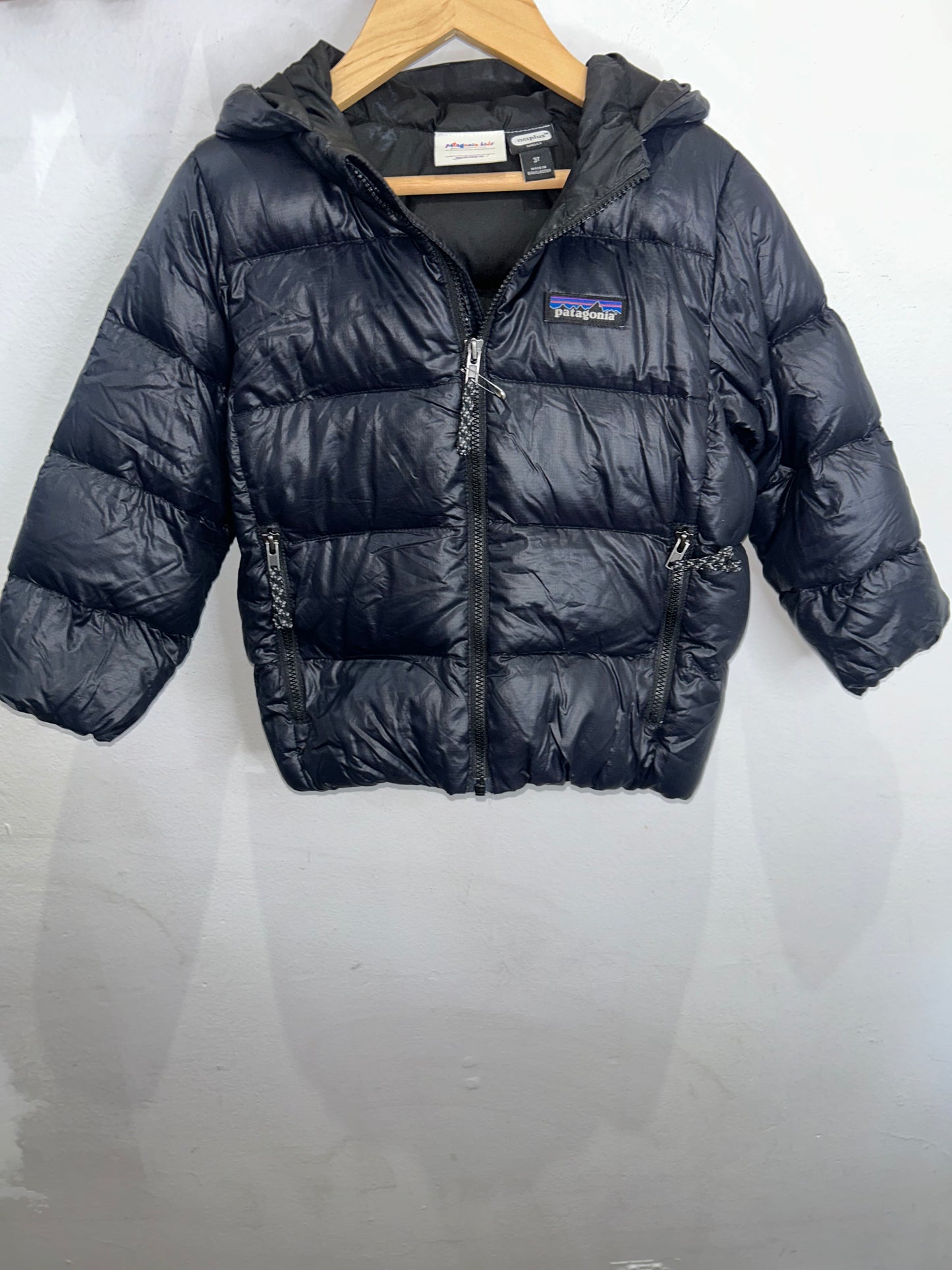 Patagonia black puffer jacket 3y