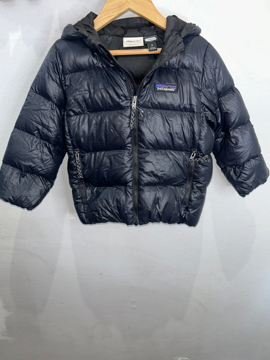 Patagonia black puffer jacket 3y