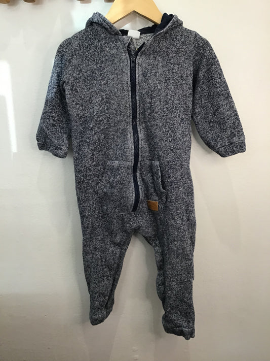 Blue knit romper 12-18m