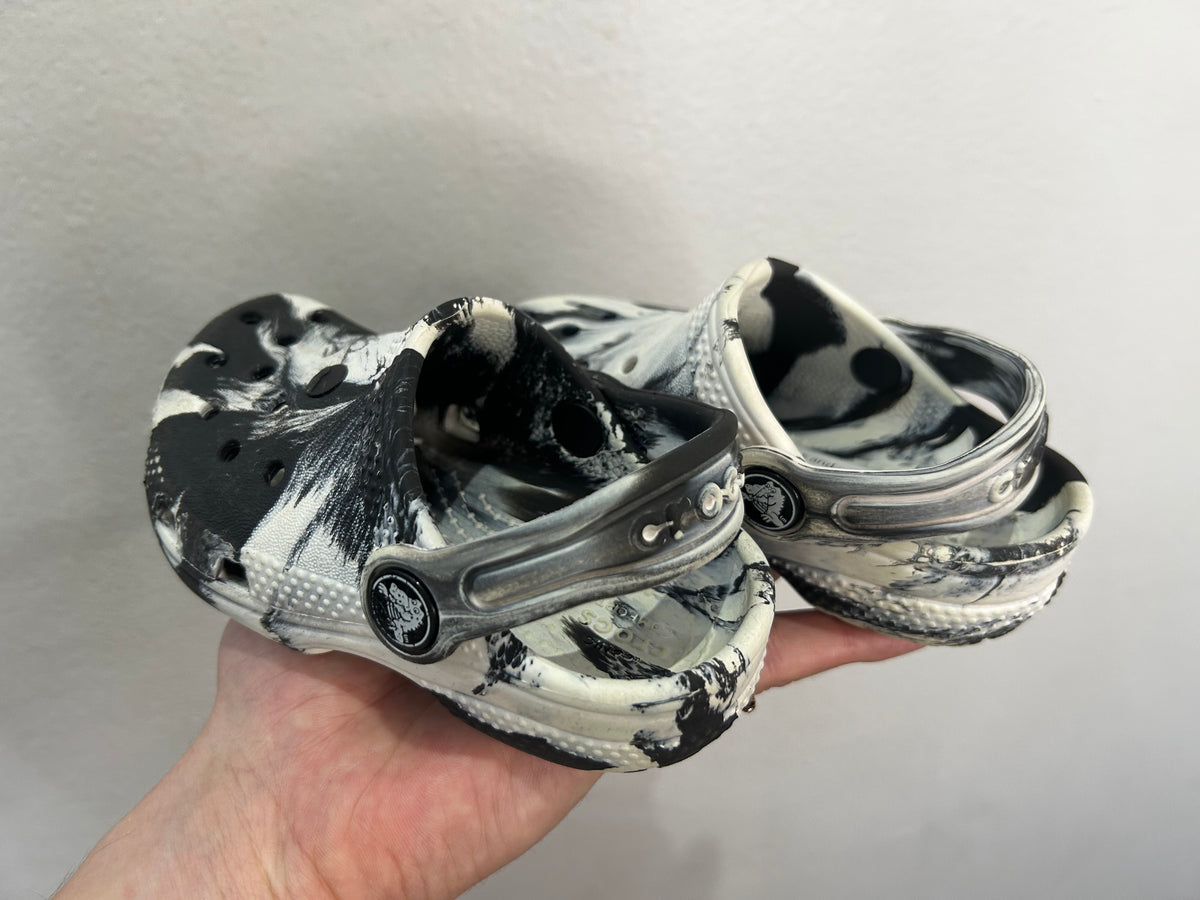 C6 black and white Crocs