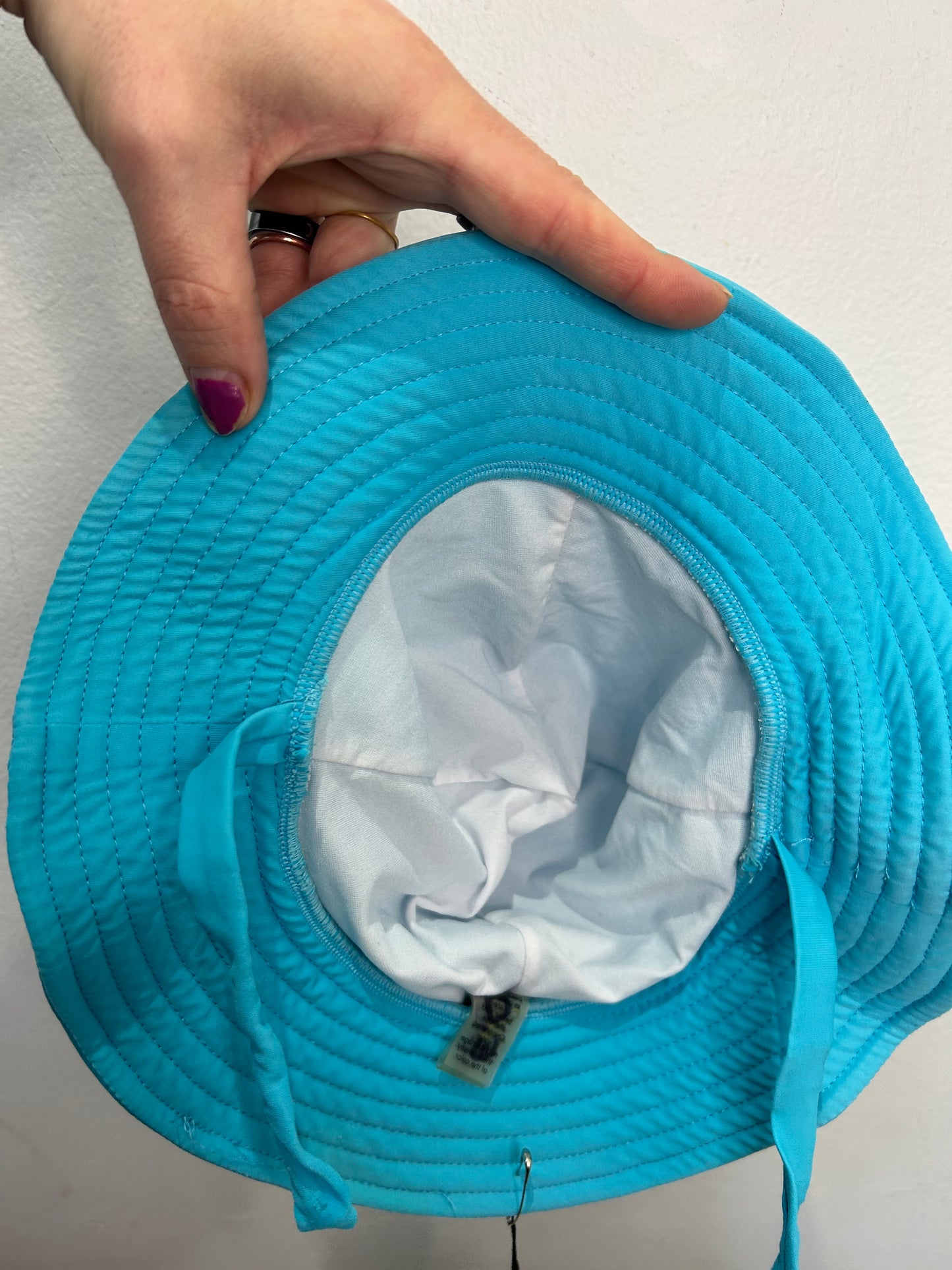 Light blue swim friendly hat 4y