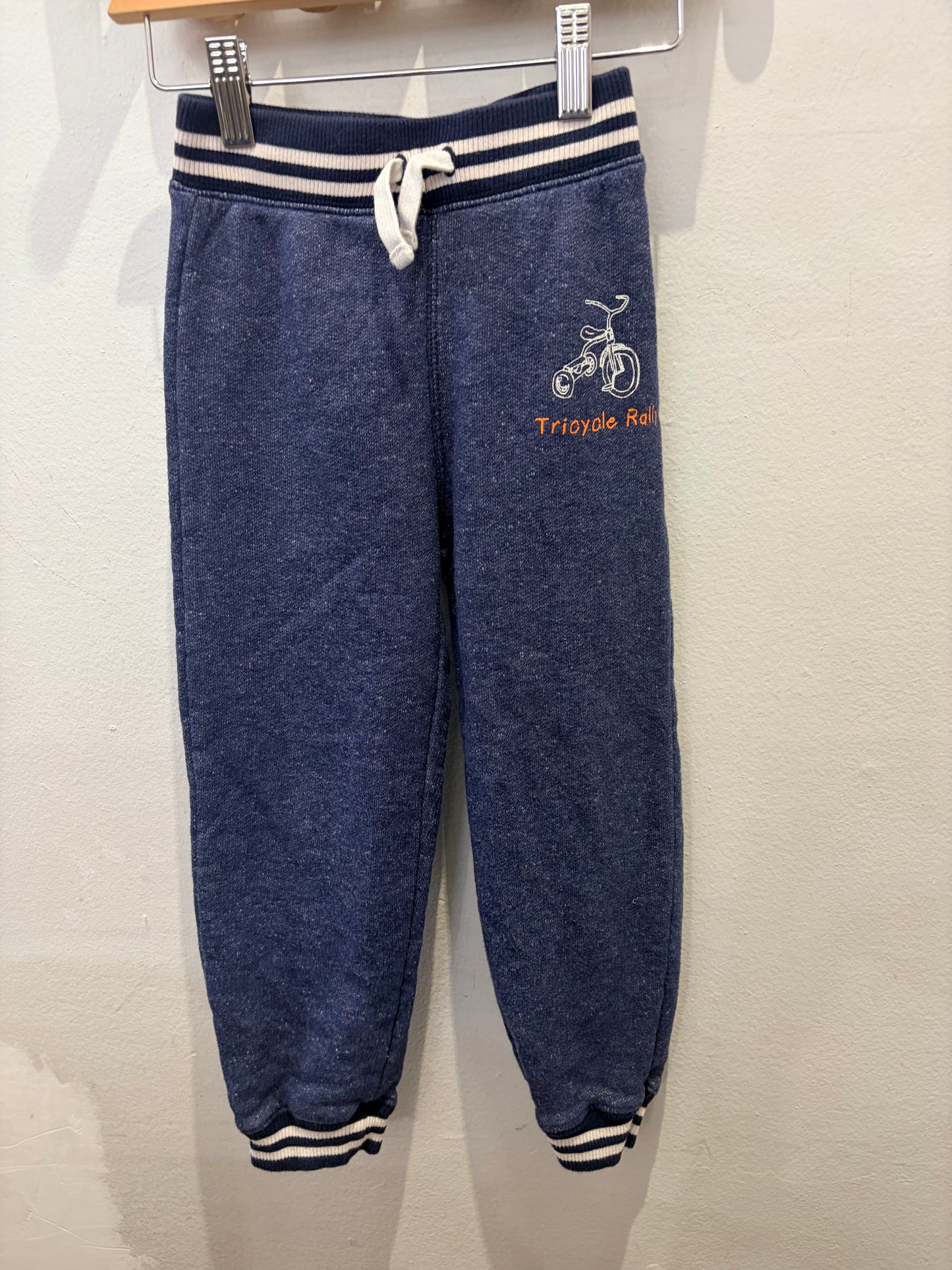 Tricycle joggers 4y