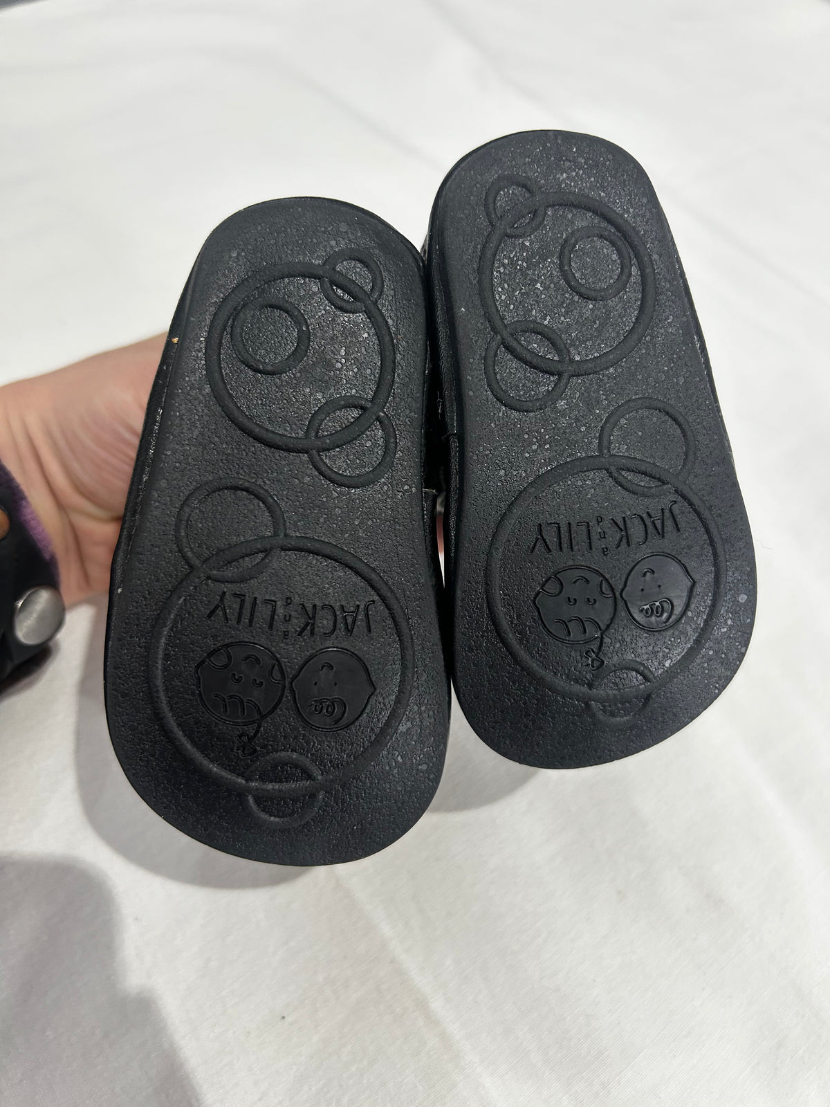 C3 black leather upper shoes