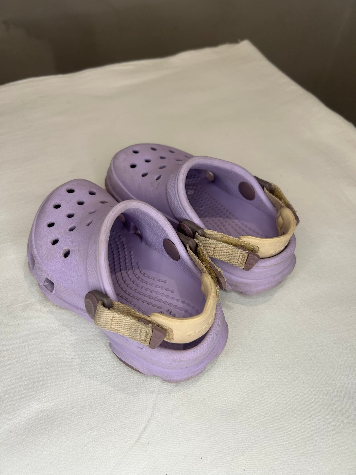 C7 lavender Crocs