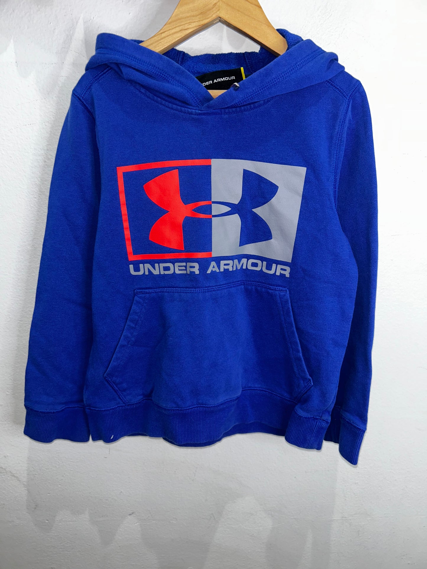 Underarmour blue hoodie 6-7y