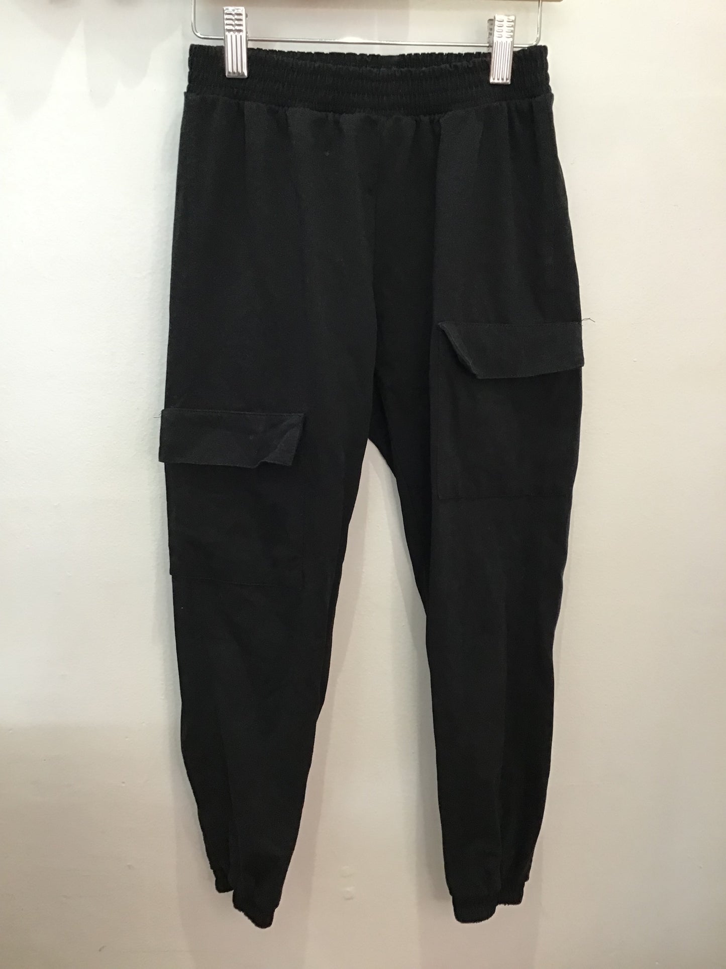 Black cotton big-pocket joggers 10y