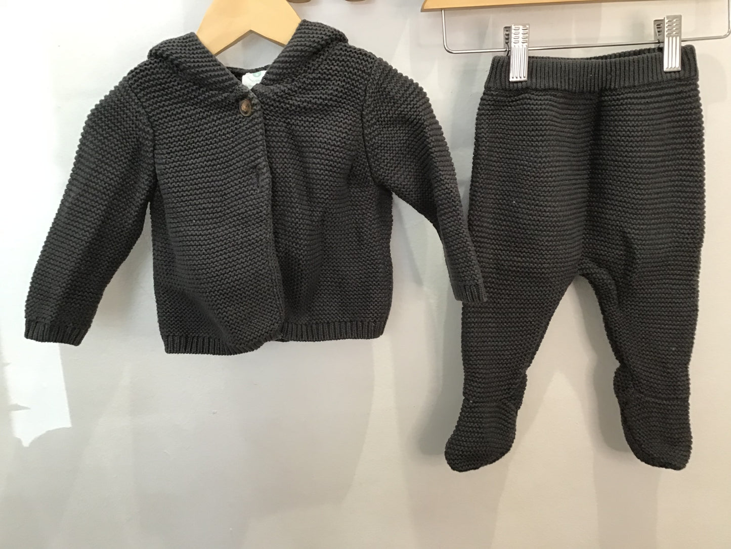Dark grey sweater set 0-3m