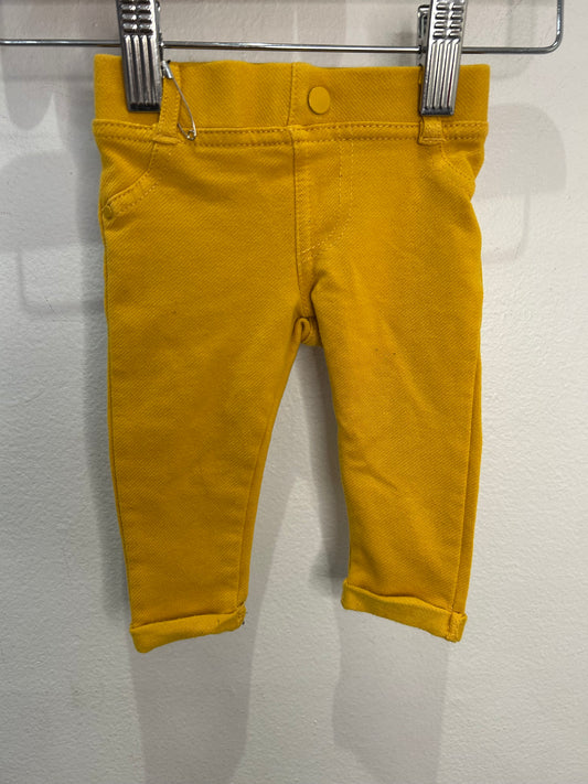Stretchy yellow pants 3-6m