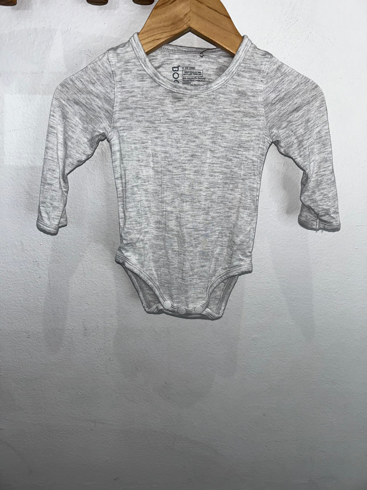 Heather grey onesie 0-3m B