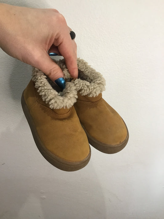 C7 Zara short brown boots