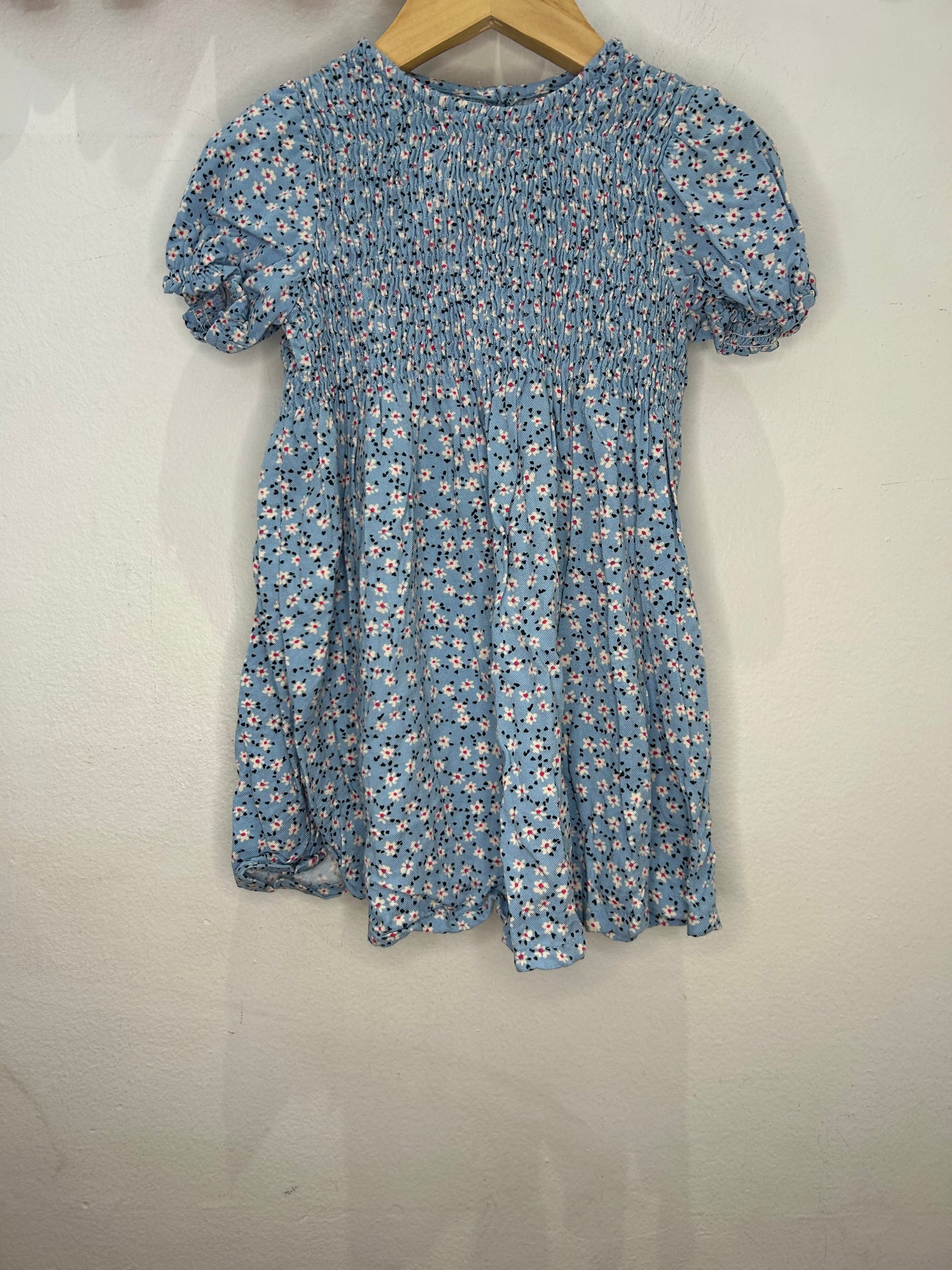 Smocked blue flowers 2-3y