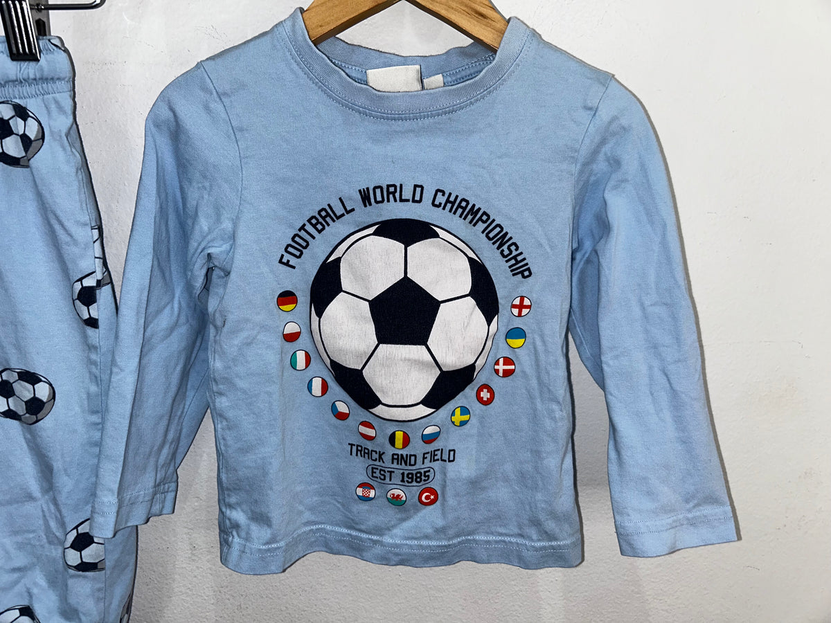 Soccer pyjama set 2y