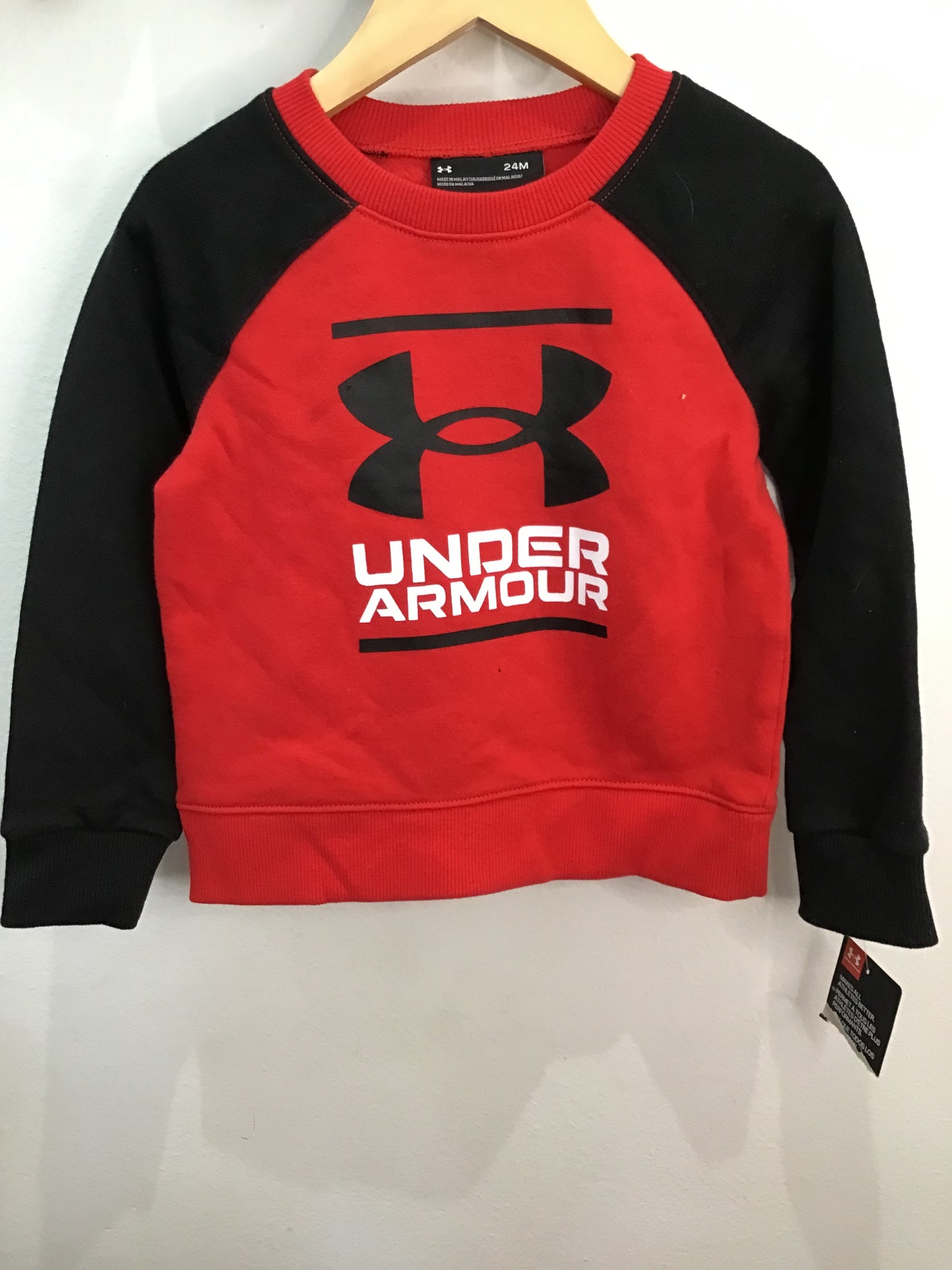 Pullover red Underarmour 24m