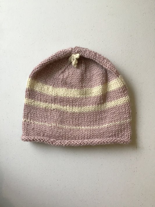 Purple knit hat 2-3y