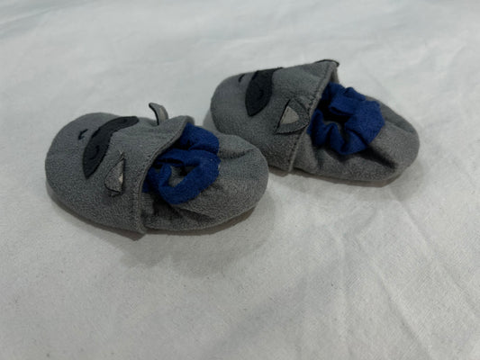 Navy racoon soft soles 0-6m