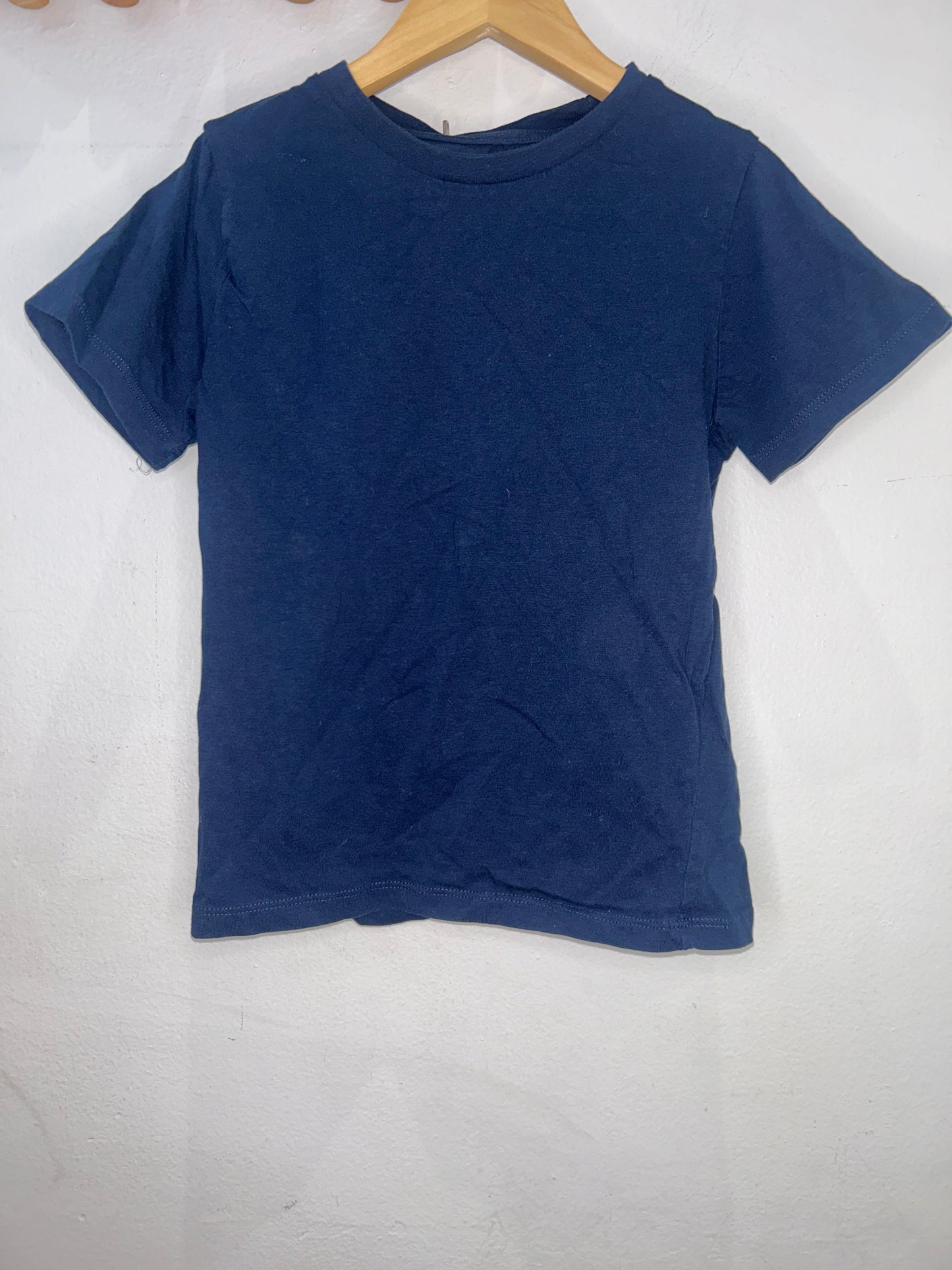 Navy basic tee 6-8y