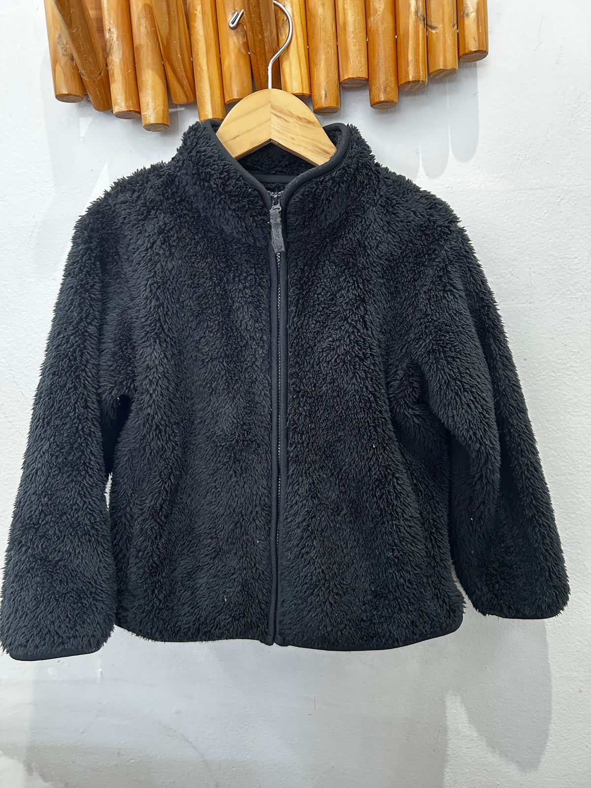 Black soft teddy sweater 3-4y