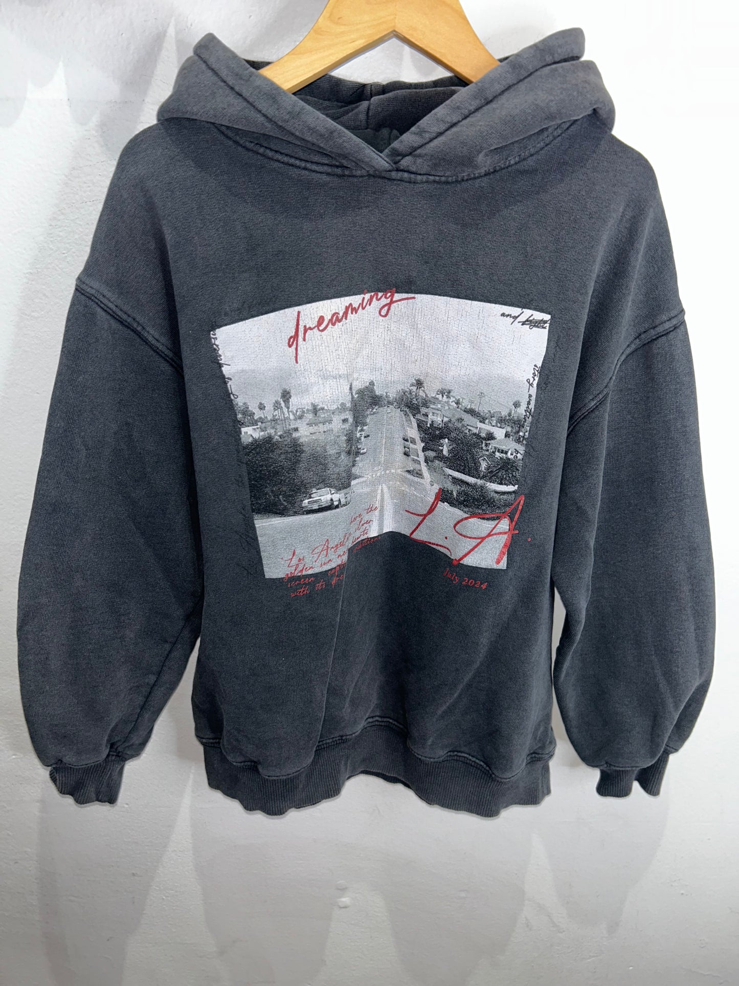 Dreaming of LA hoodie 9-10y