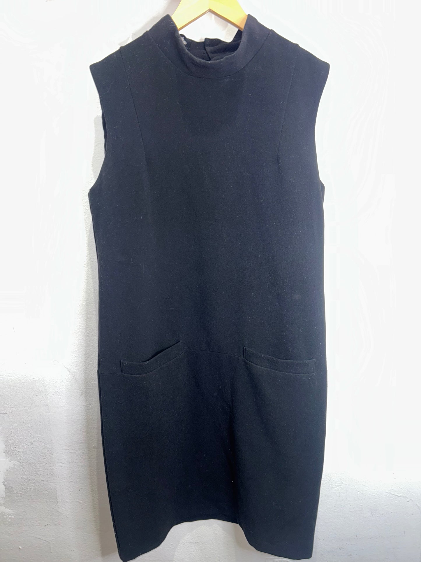 Valerie Dumaine black shift dress- adult S