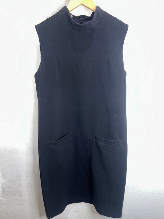 Valerie Dumaine black shift dress- adult S