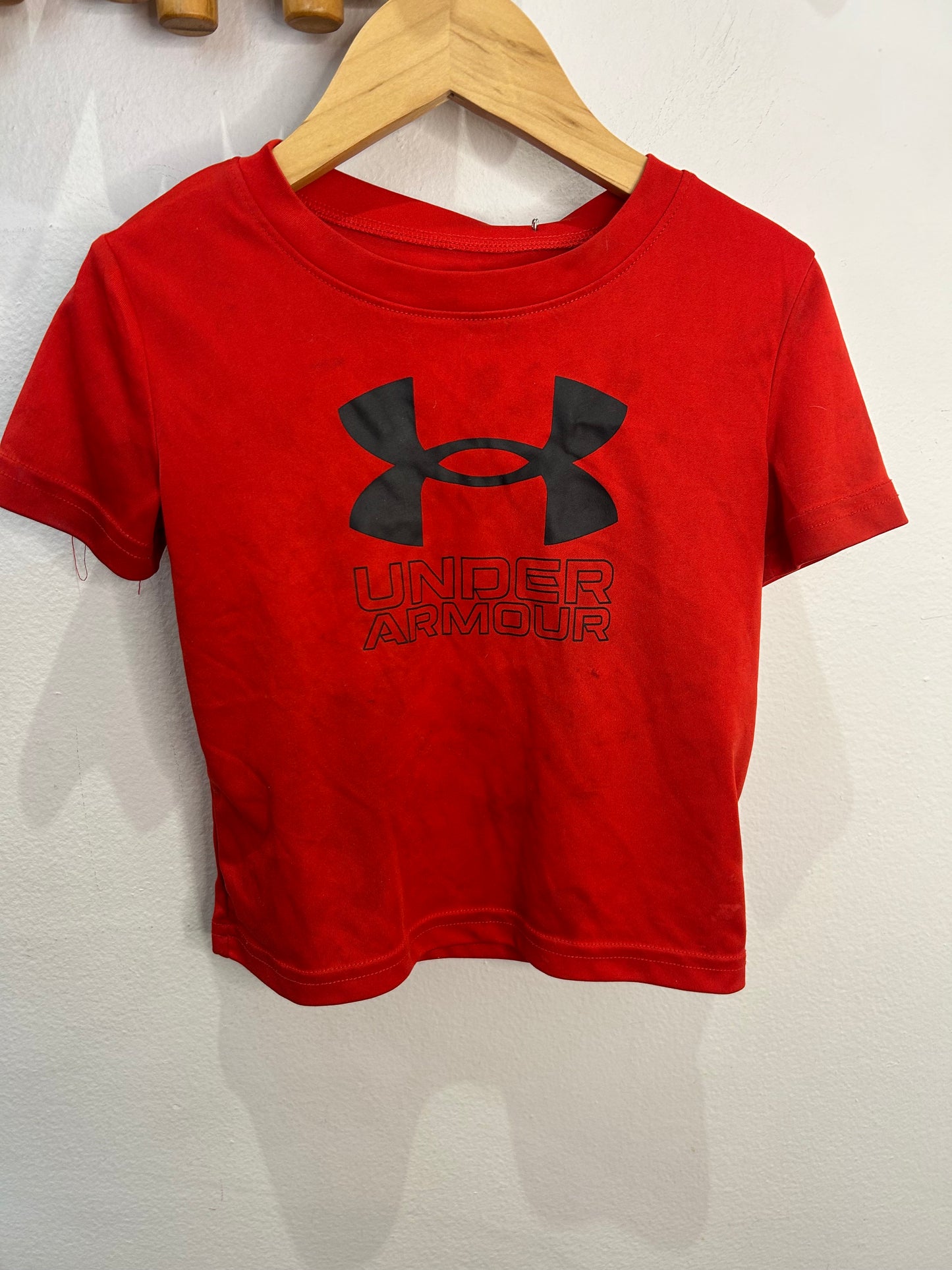 Red and black activewear set 24m