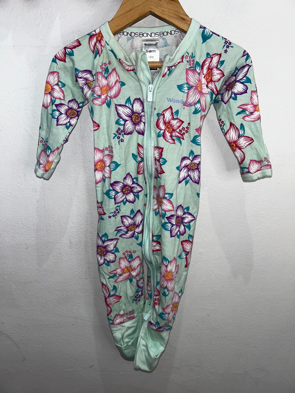 Floral wondersuit 3-6m