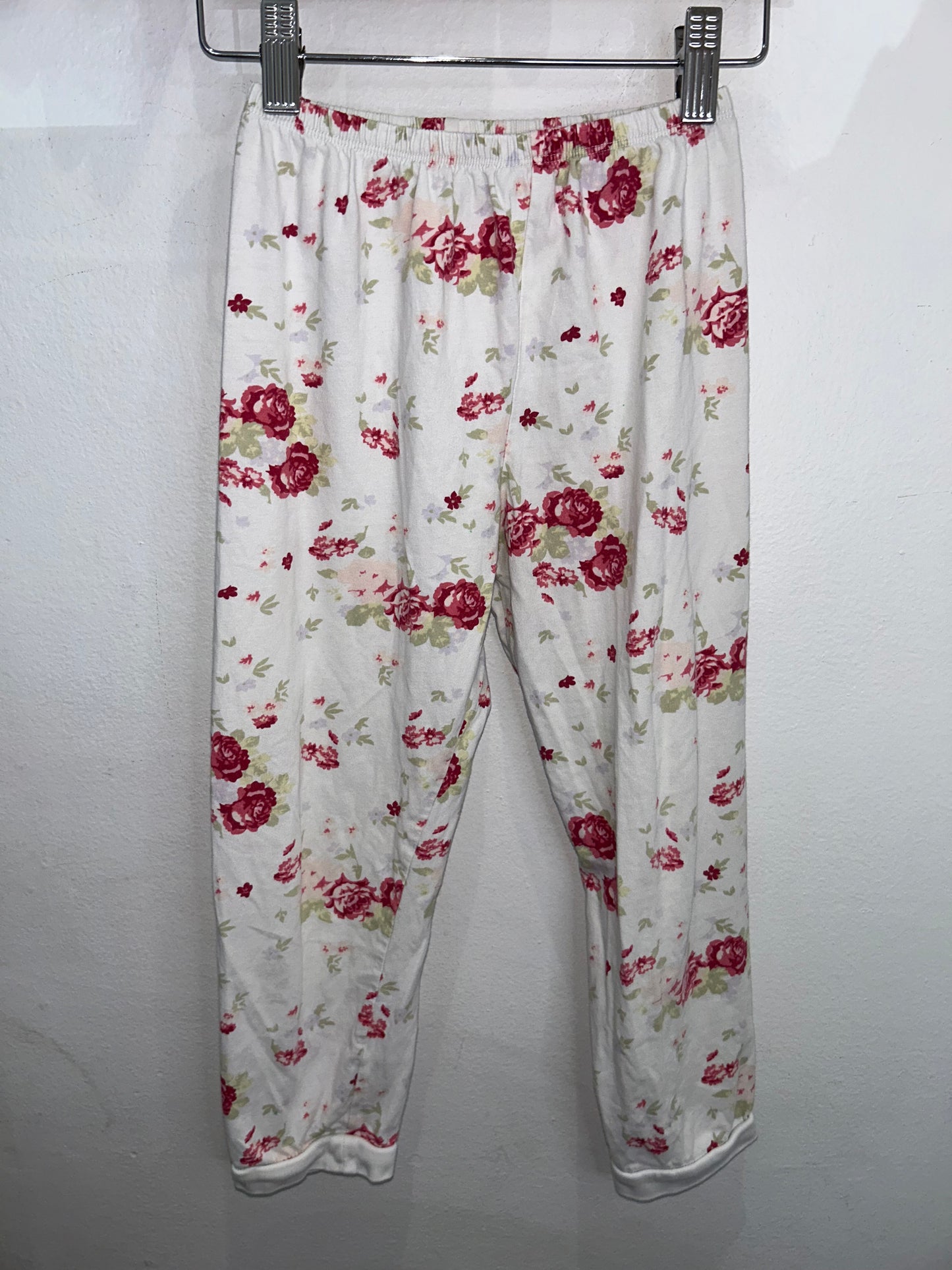 Roses pyjamas 5-6y