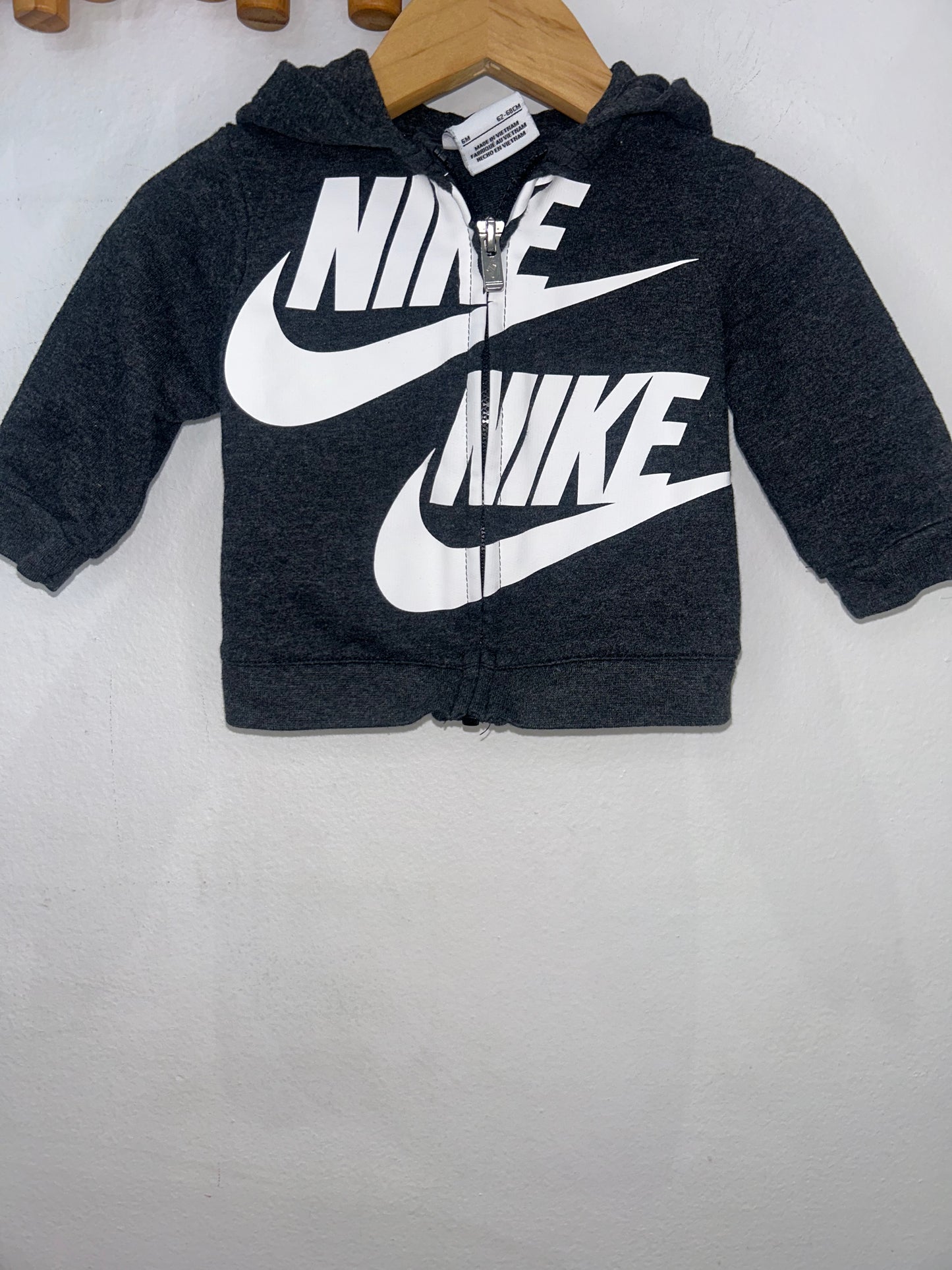 Nike grey sweatshirt 3-6m