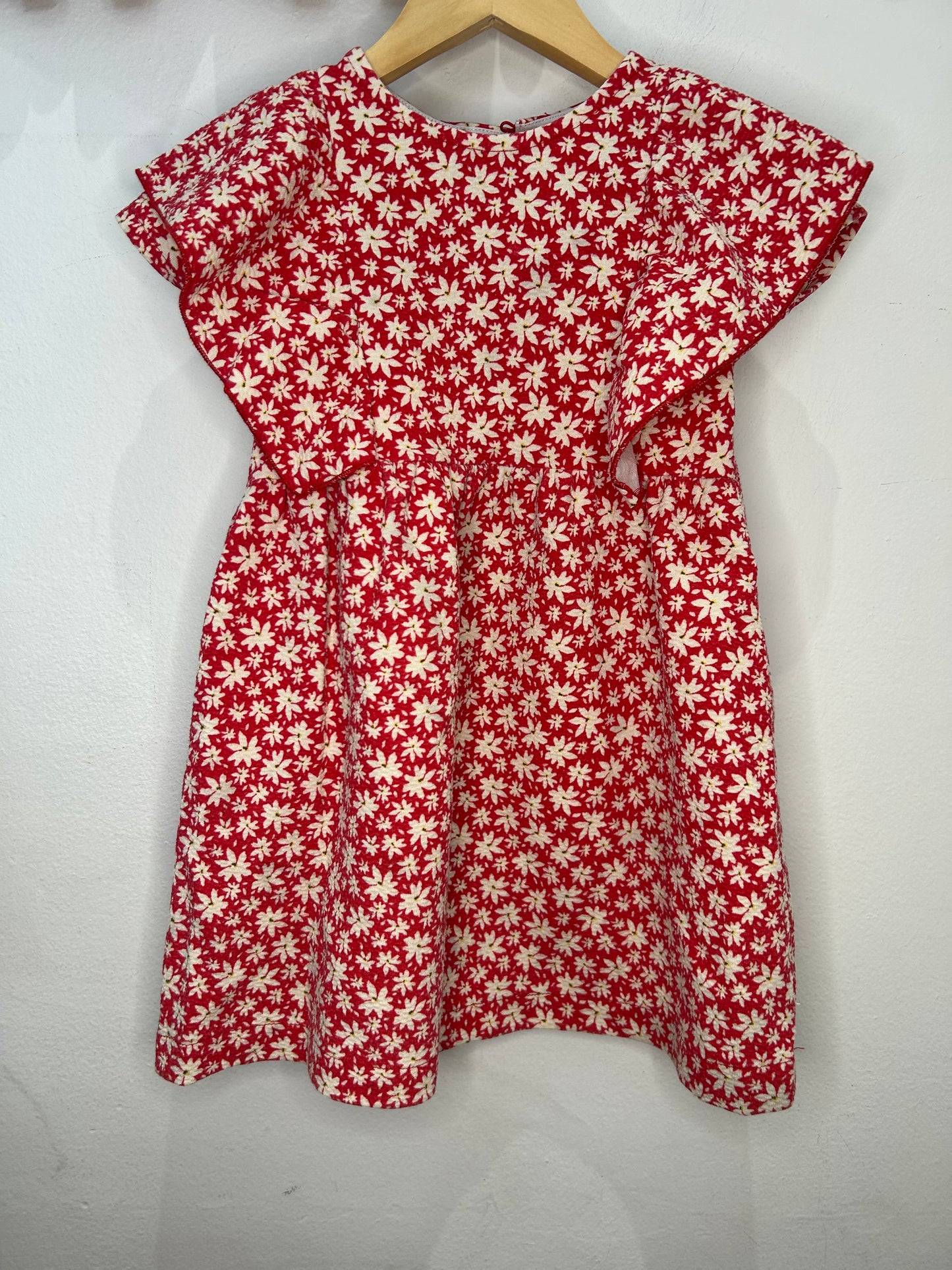 Red flowers dress 3-4y