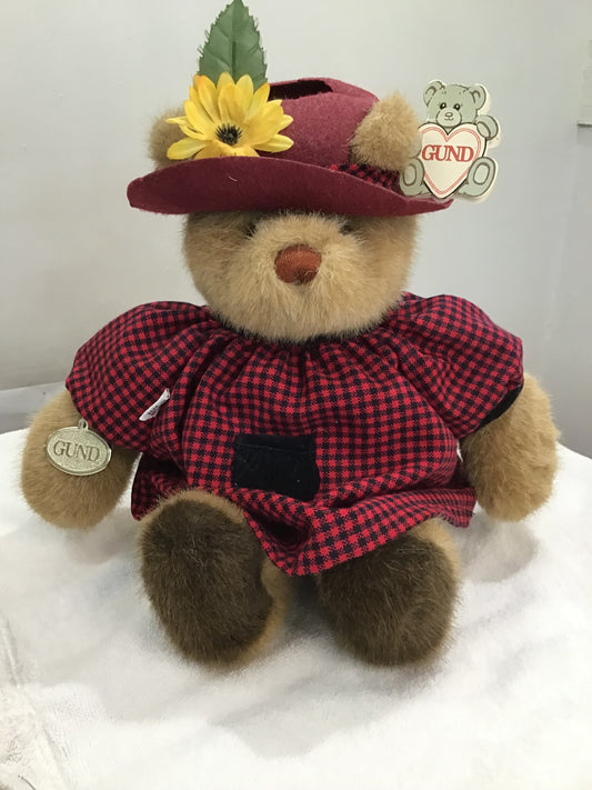 Gund bear tales (like new)