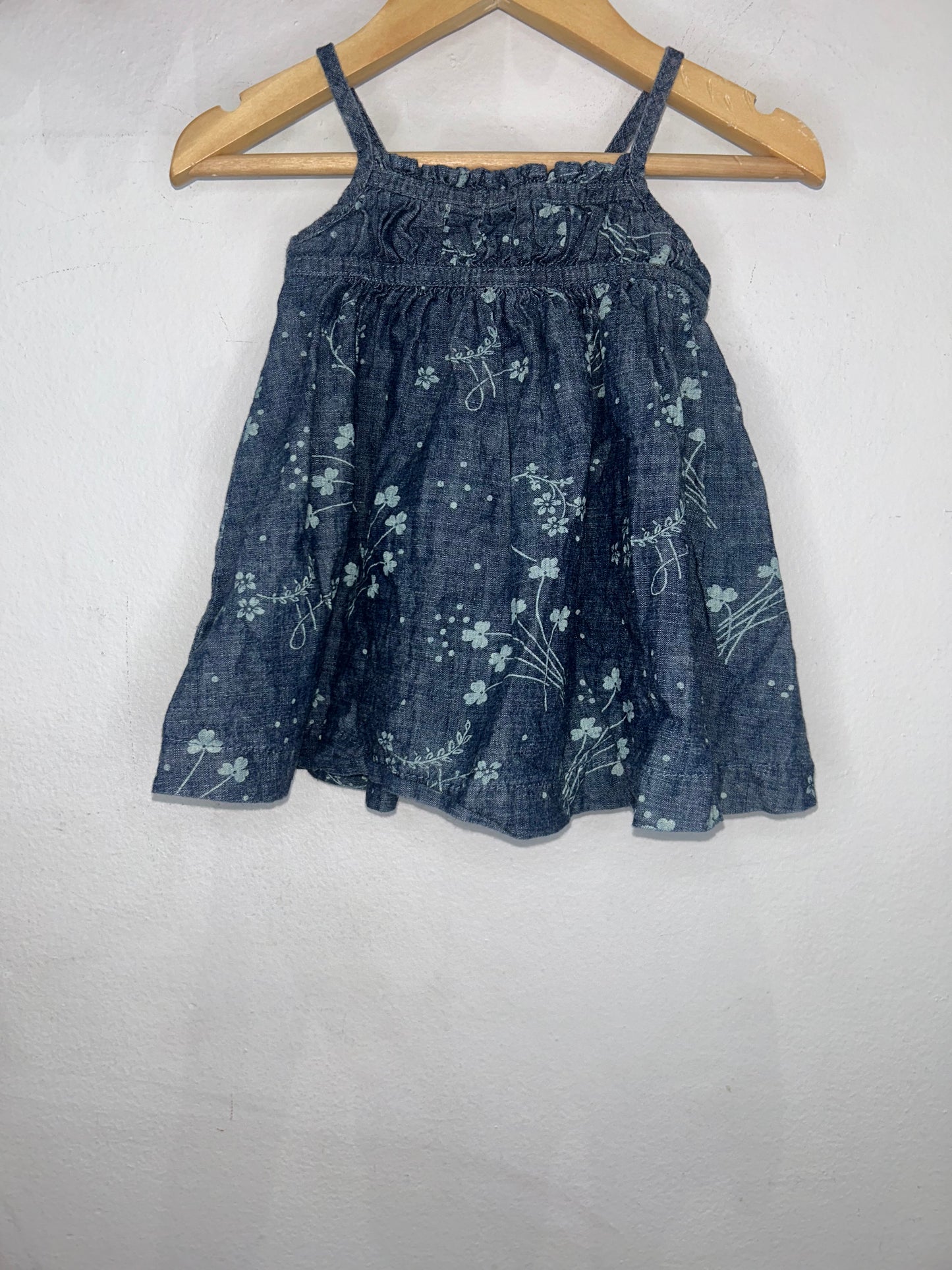 Chambray tanktop dress 3-6m