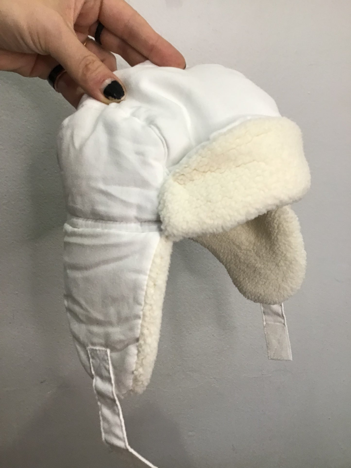 White aviator hat 12-24m