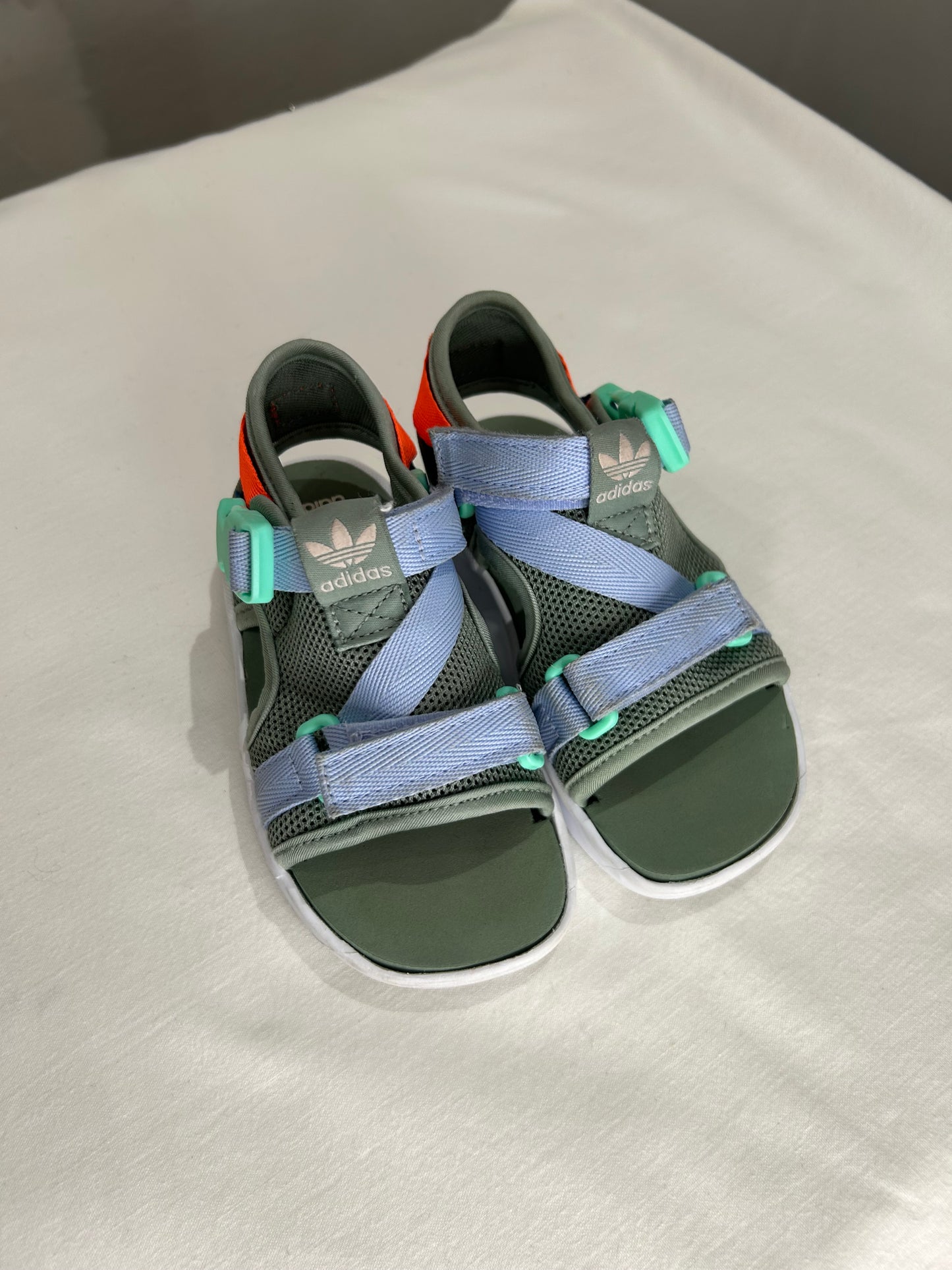 C8.5 Adidas sage sandals