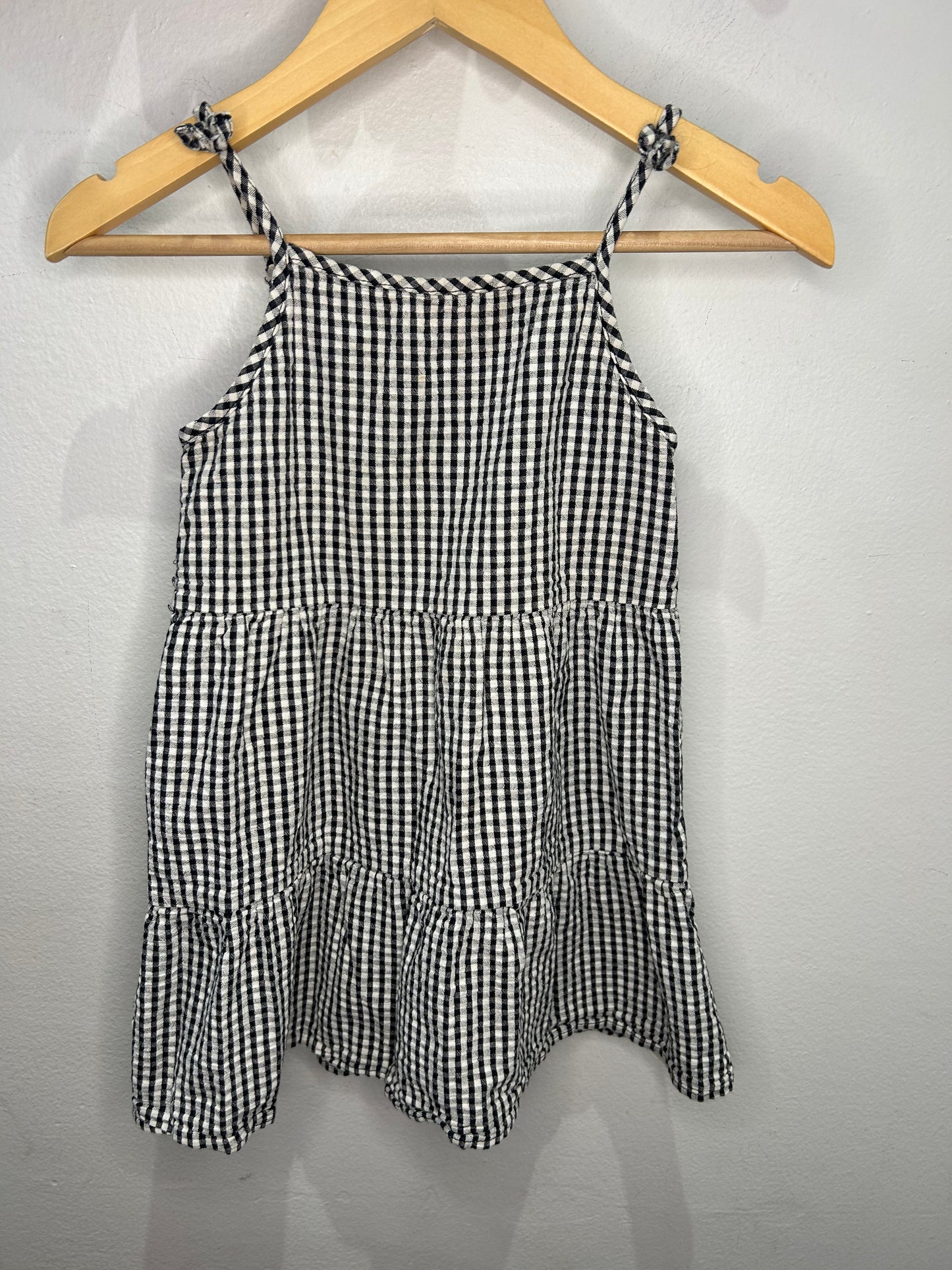 Black gingham dress 3-4y