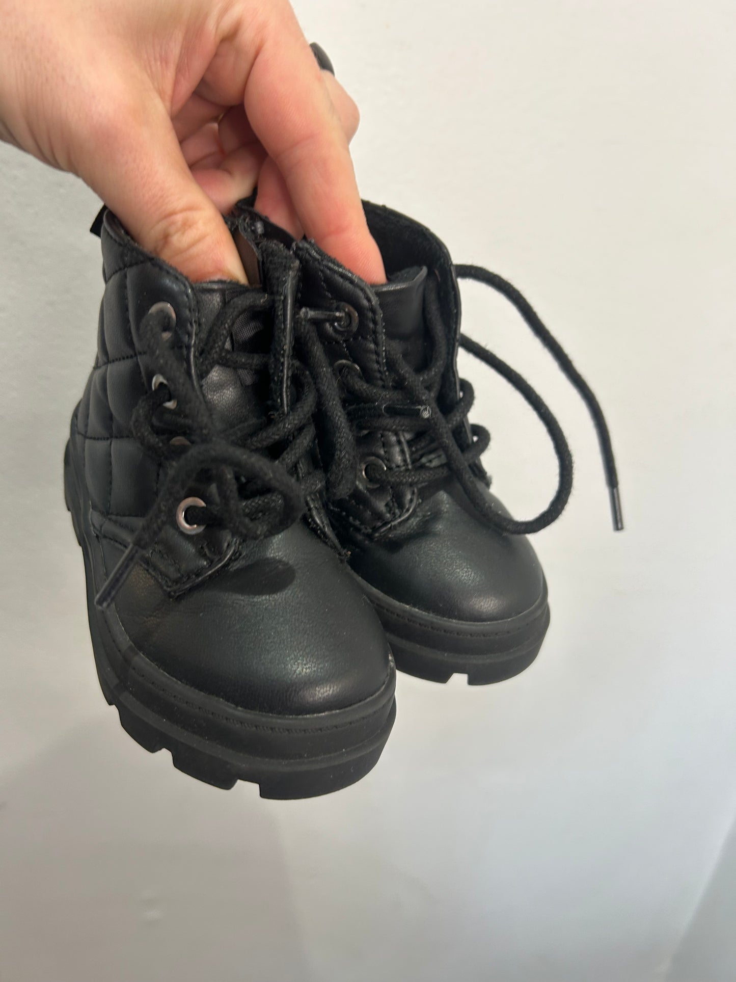 C5.5 combat boots