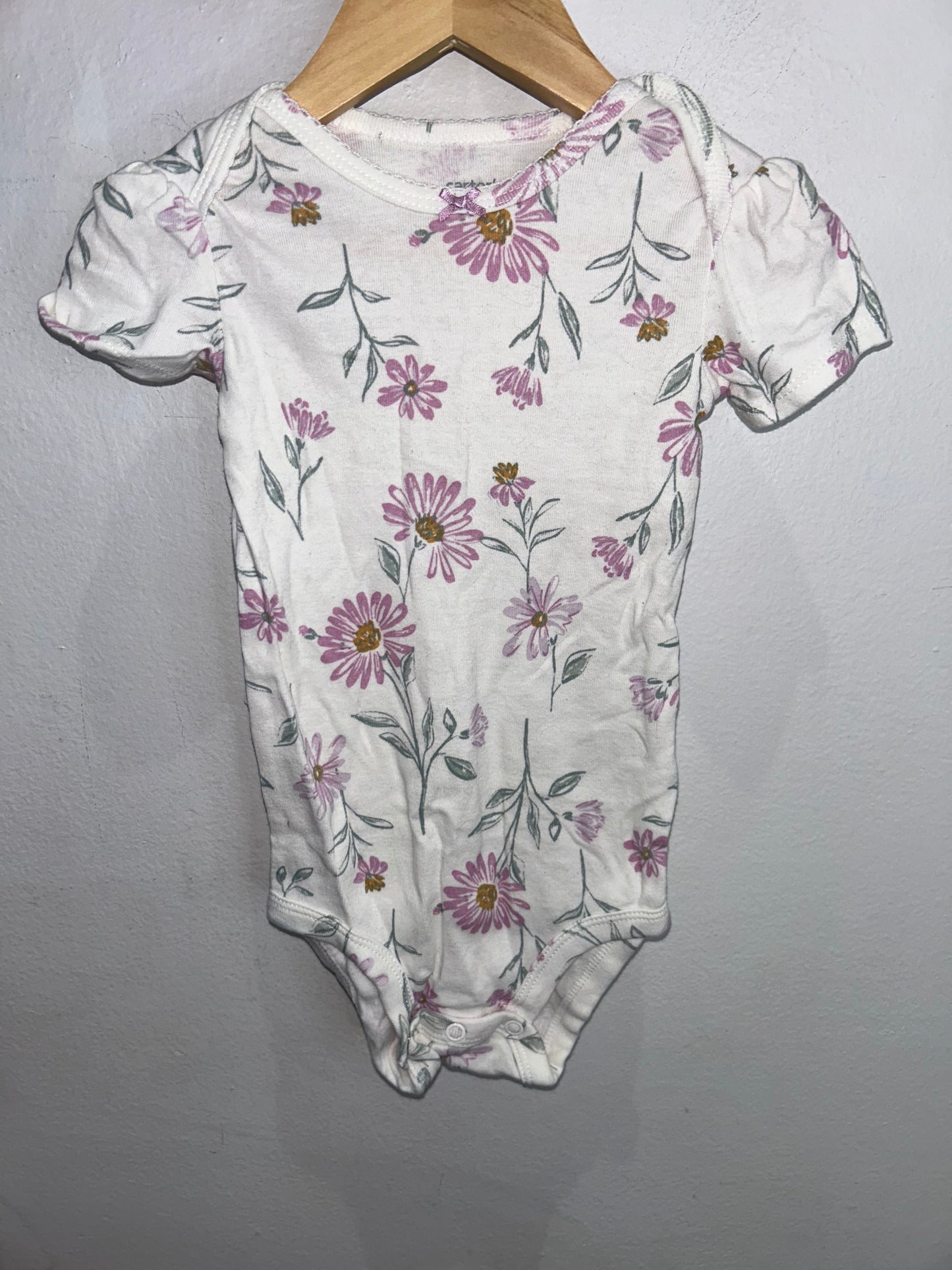 Mauve flowers onesie 18m