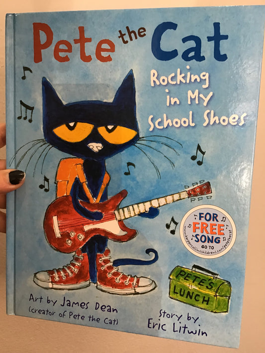 Pete the Cat rocking in my school shoes
