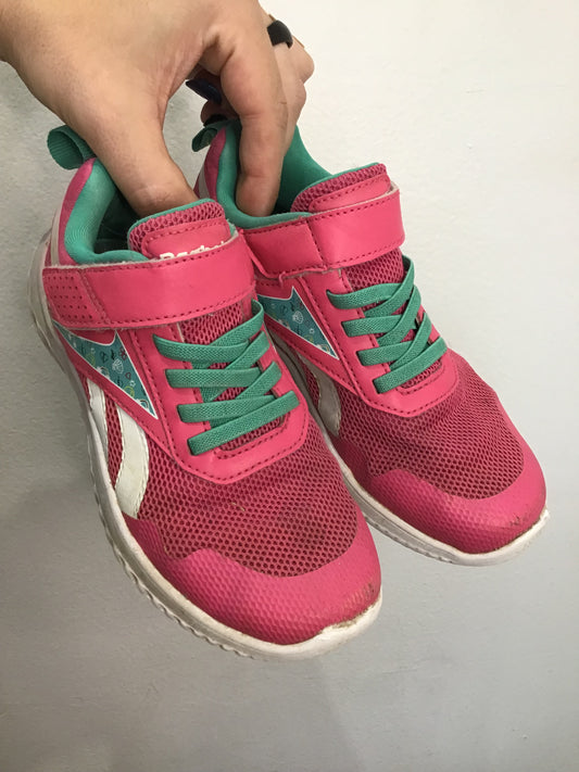 C13 pink Reeboks