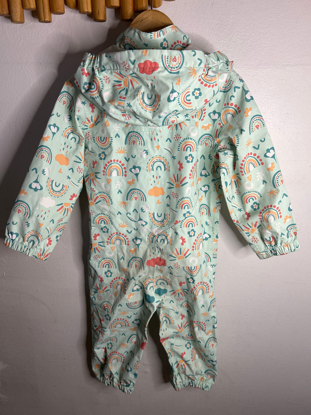 Green colourful print rain suit 2y