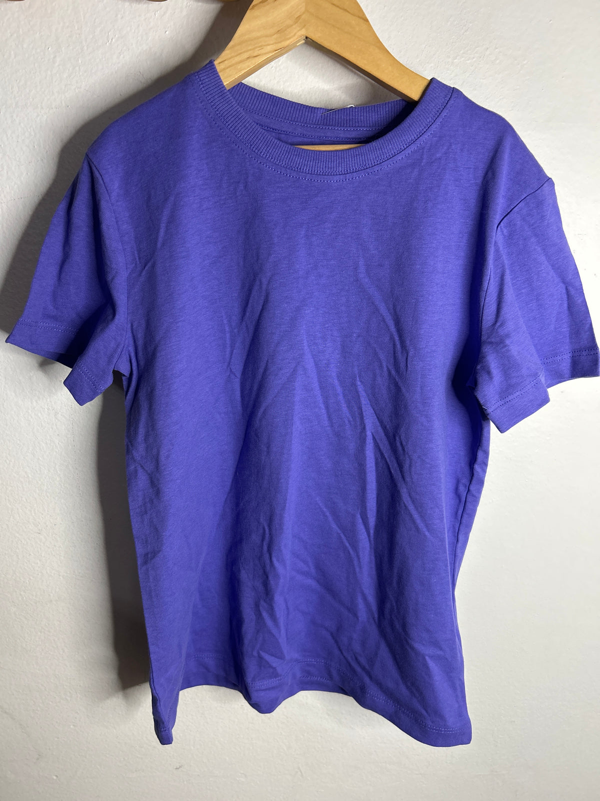 Bright purple tee 7y