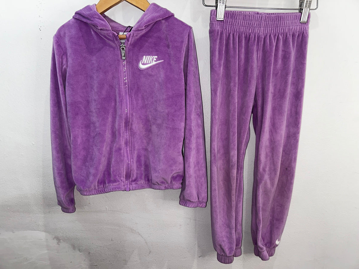 Purple velour track suit 4-5y