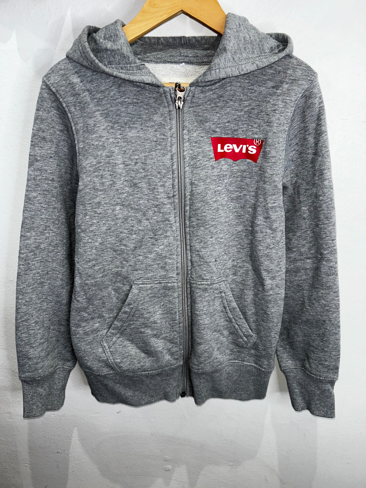 Levi's grey sweatshirt 7-8y