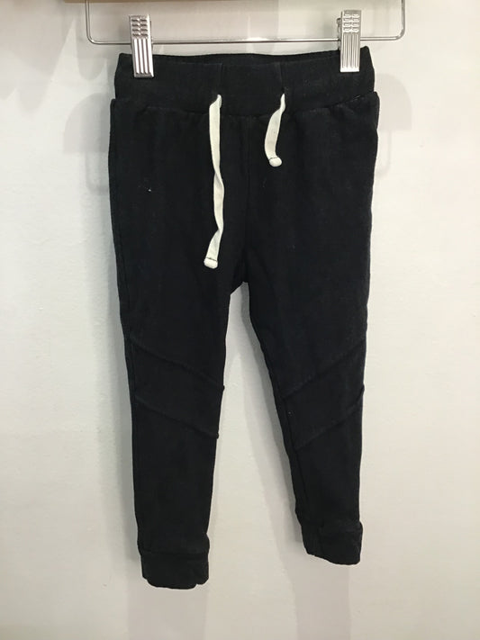 Os & Oakes black bamboo pants 12-18m