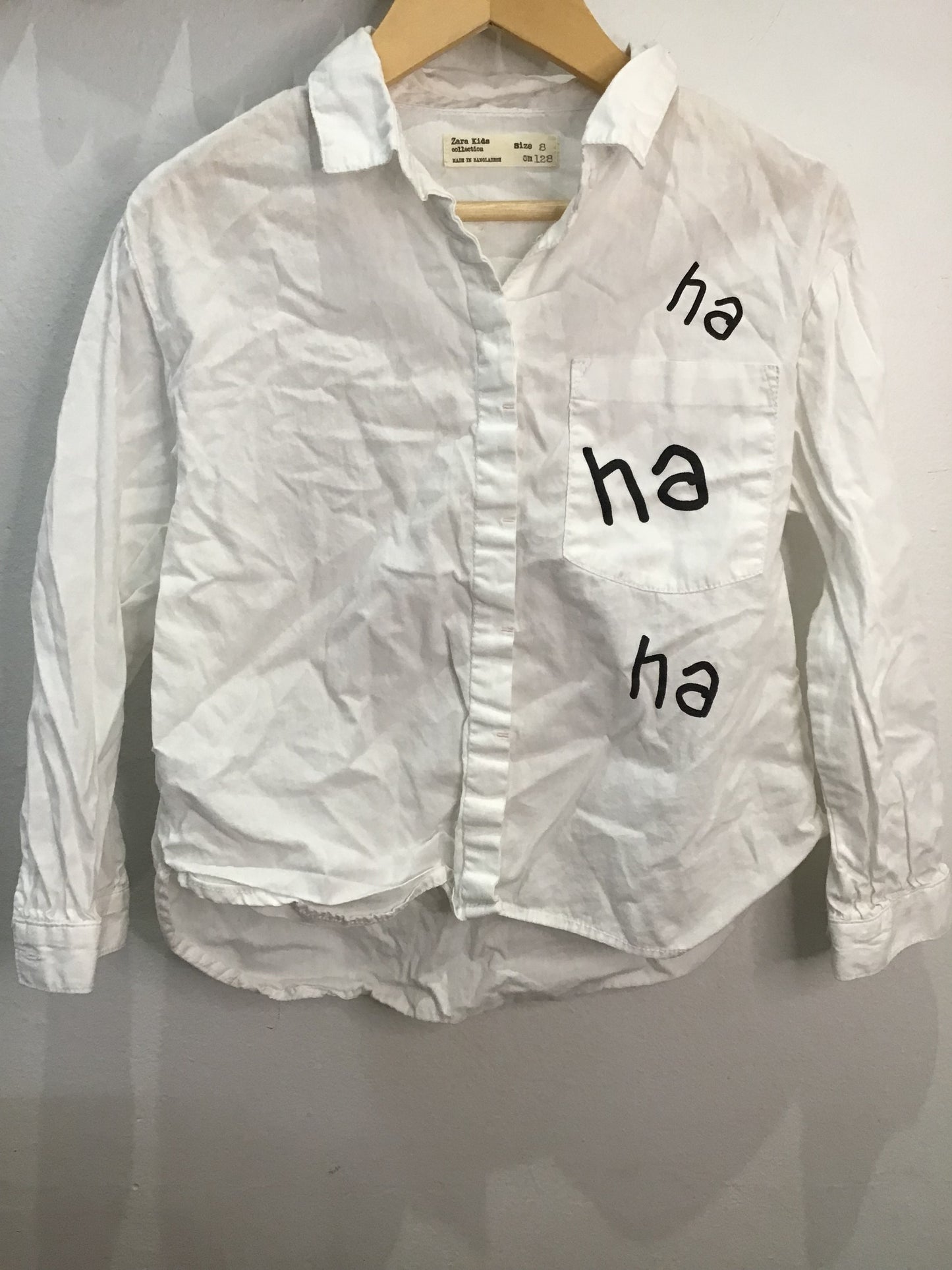 Shirt white fitted  "hahaha" 8y