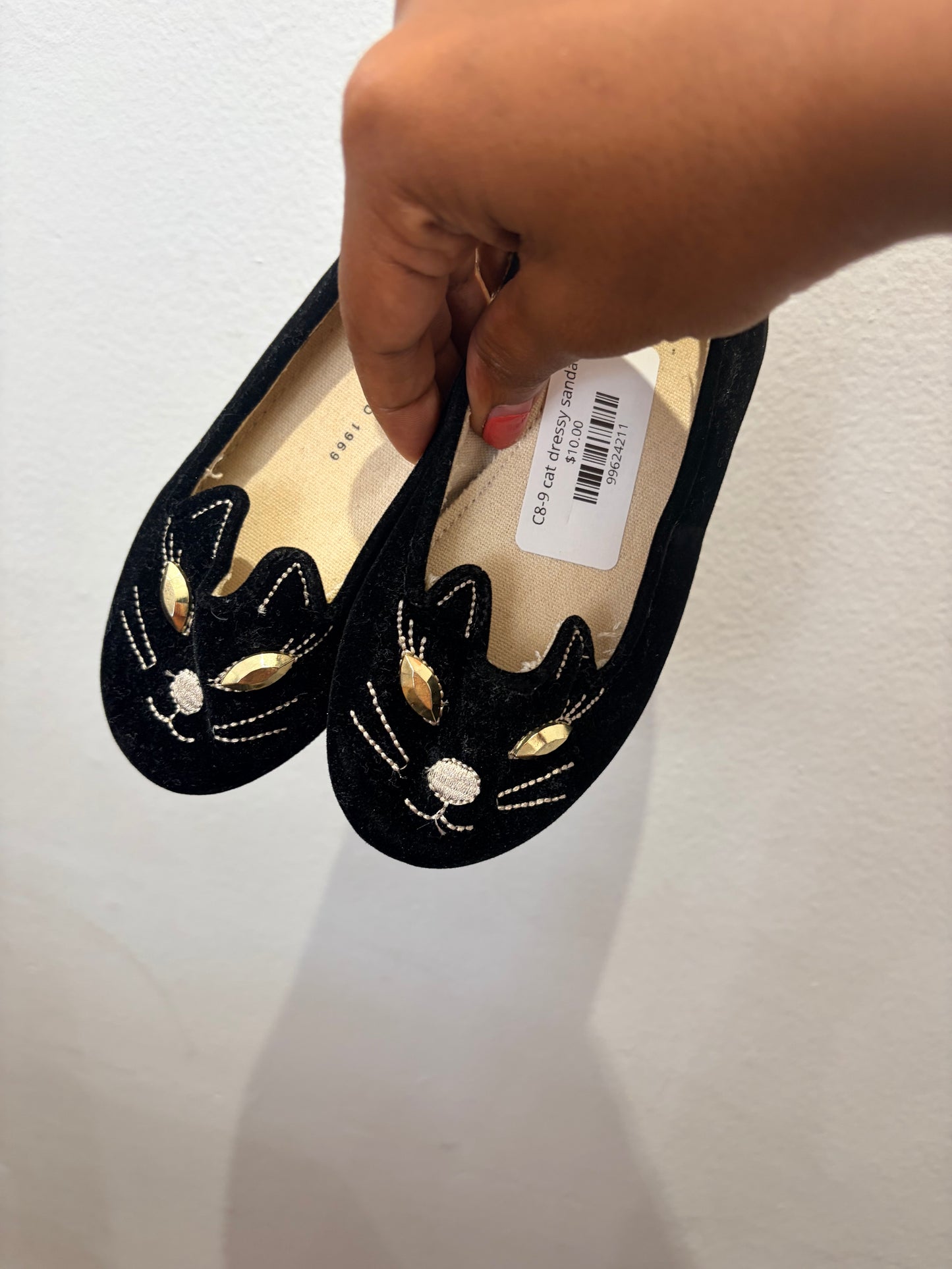 C8-9 cat dressy sandals