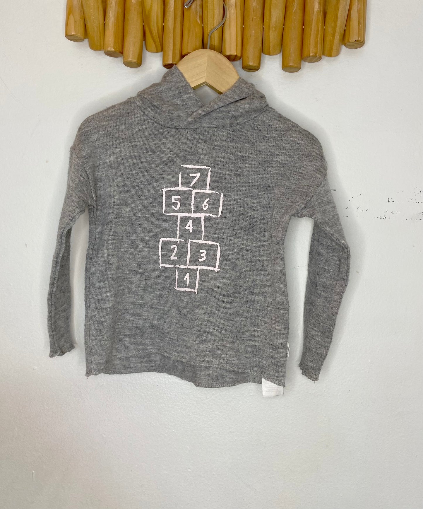 Miles hopscotch pullover 18m