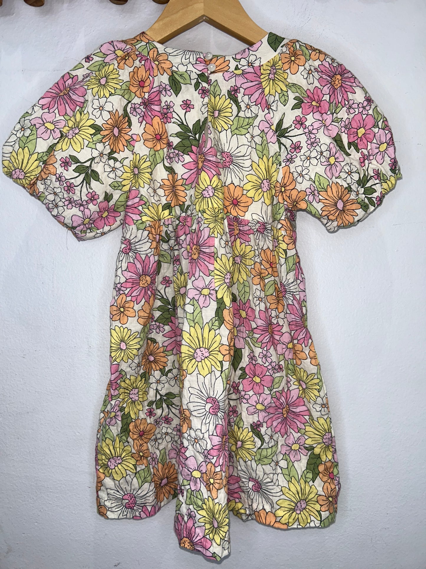 Big flowers breezy dress 3-4y