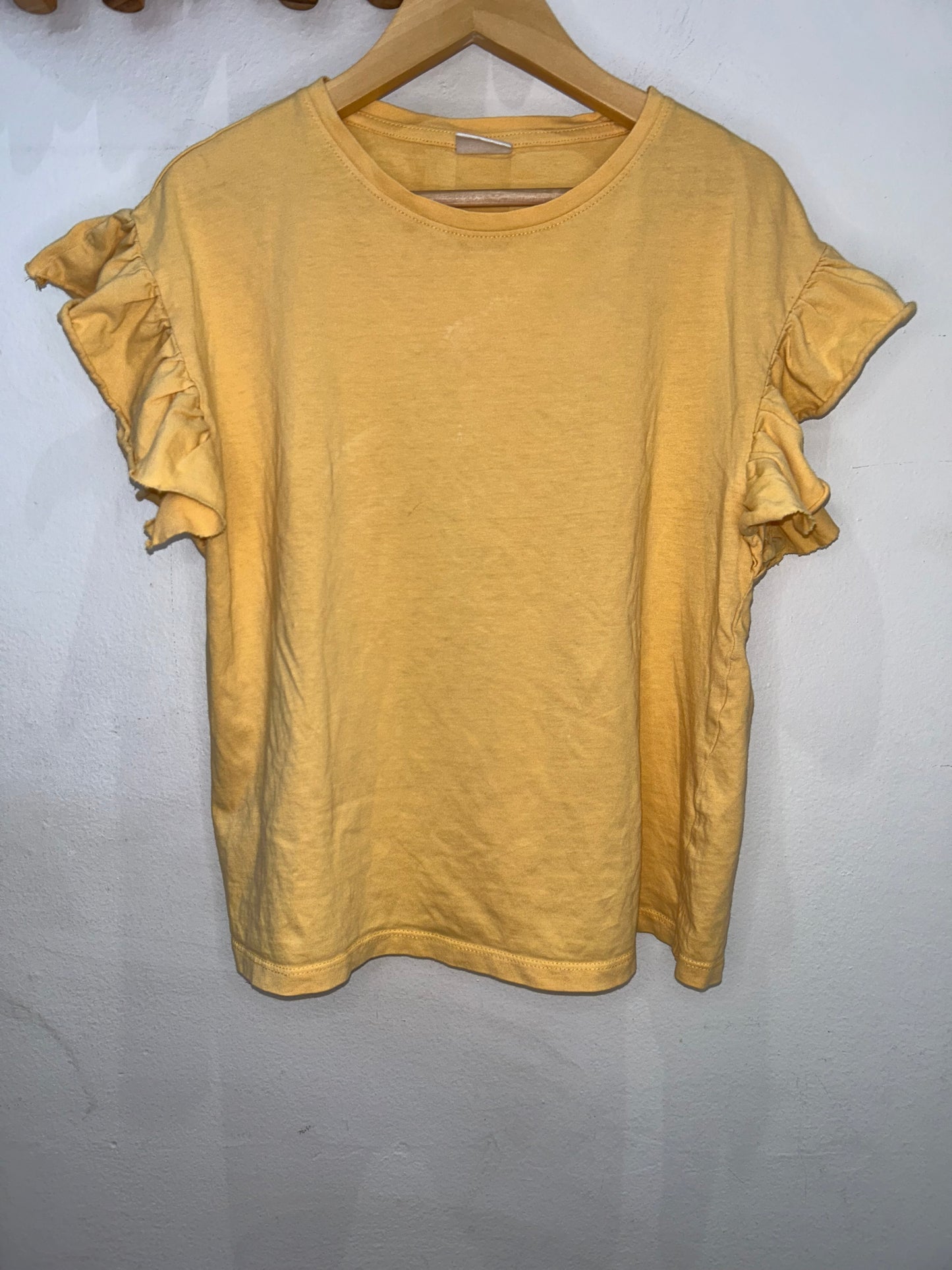 Yellow frilly sleeves tee 13-14y