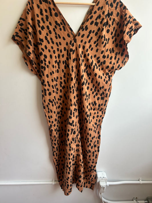 Brown kaftan size 2 (S-M)