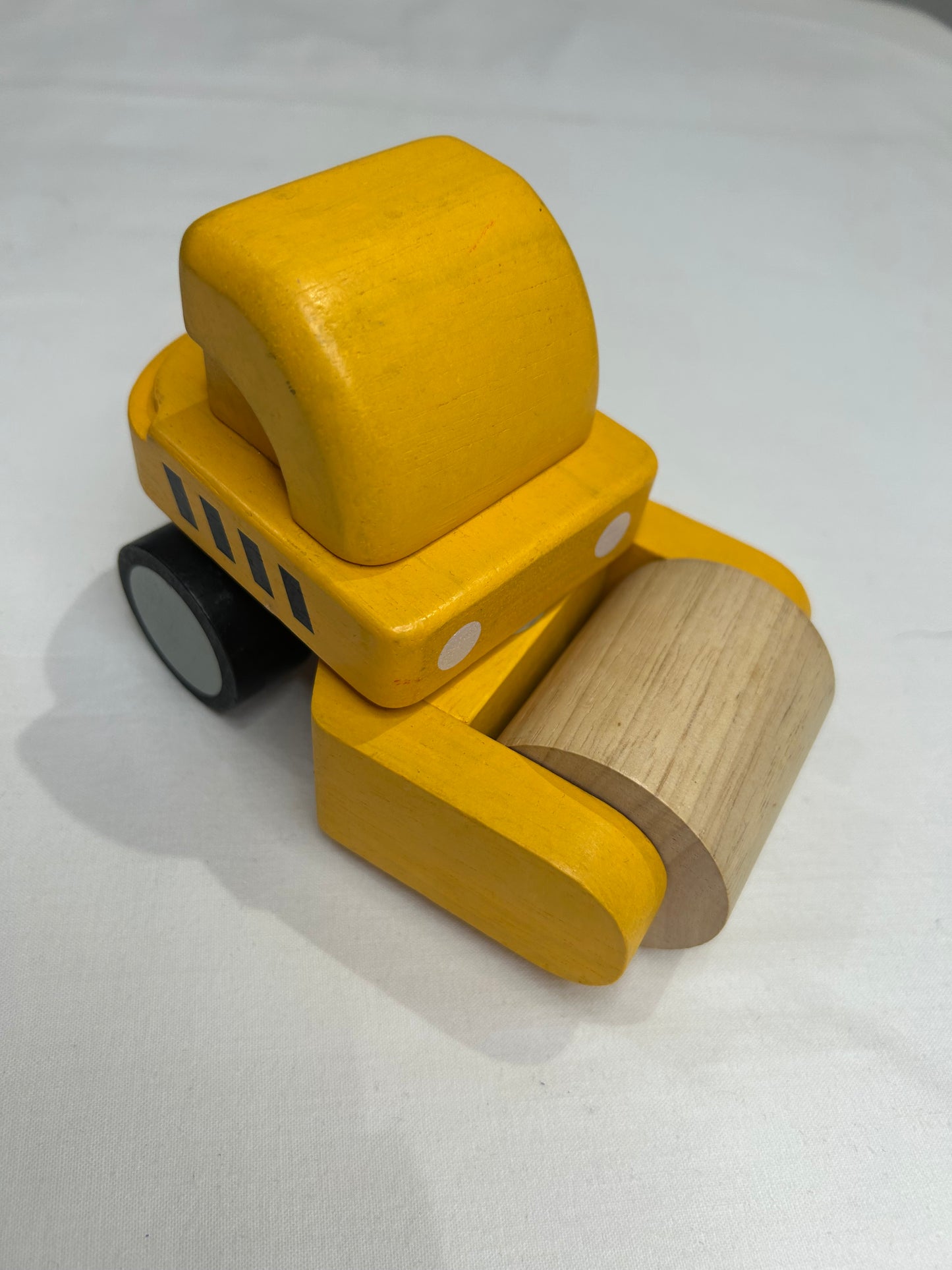 Plan Toys construction roller